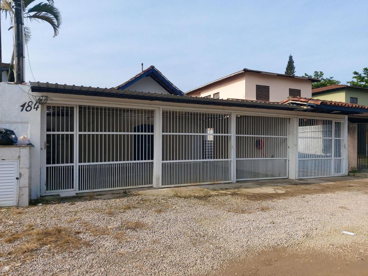 우바투바 0005.04 - Maranduba - Casa - 3 Dorm - 14 Pess - 3 Quadras Do Mar - Piscina Coletiva - Wifi - Ar Condicionado 빌라 외부 사진